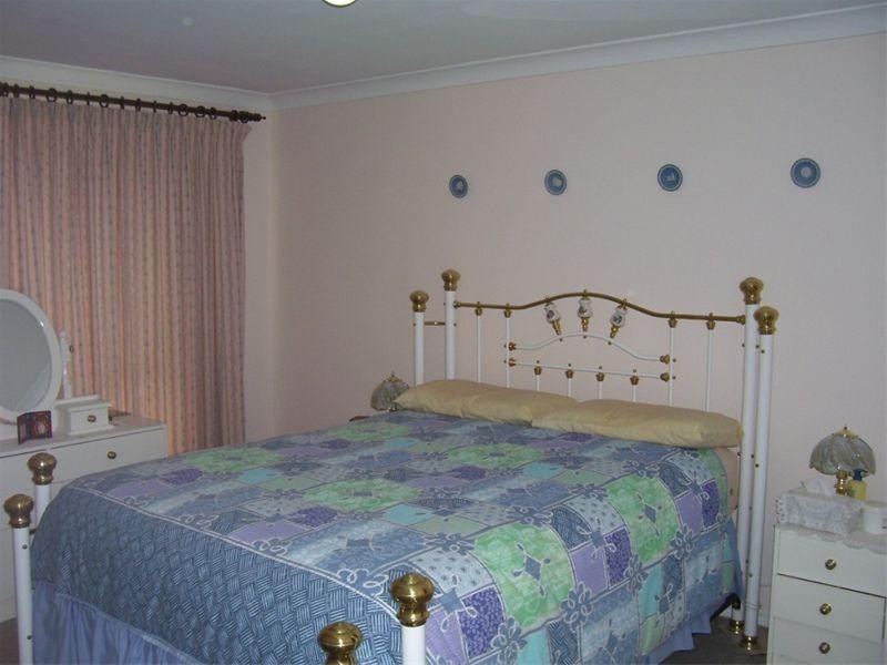 5 Friendship Place, Parkes NSW 2870