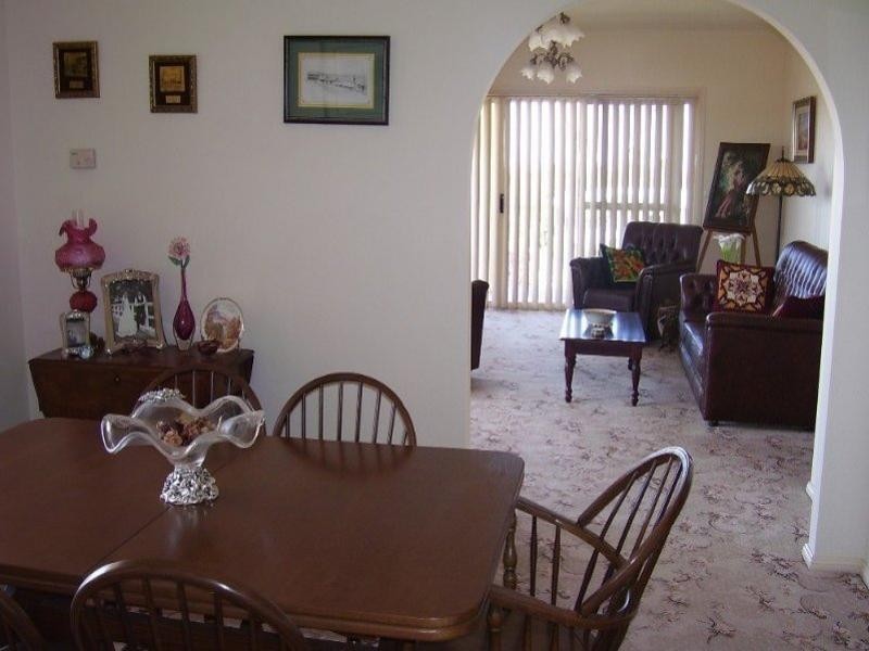40B Barton Street, Parkes NSW 2870