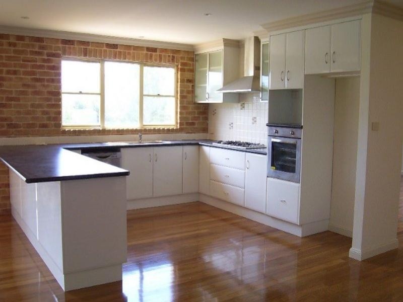 8 Arana Place, Parkes NSW 2870