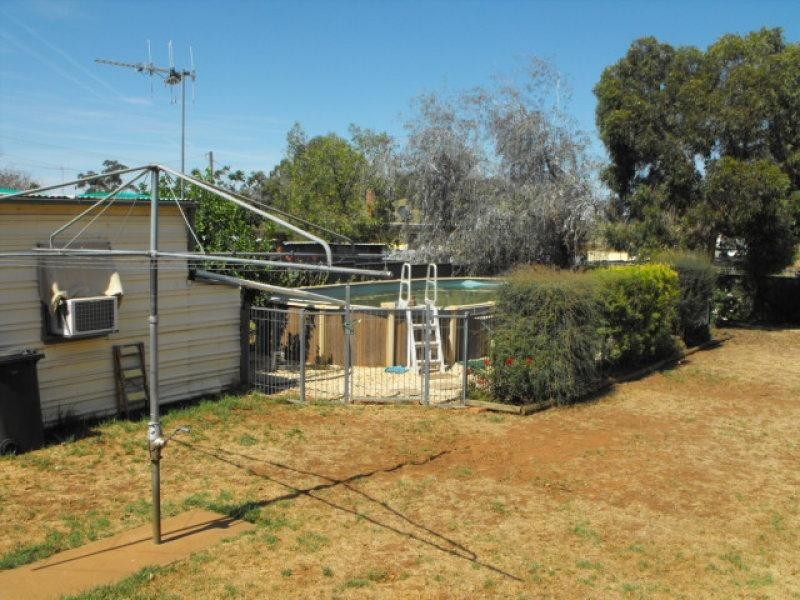 64 High Street, Parkes NSW 2870