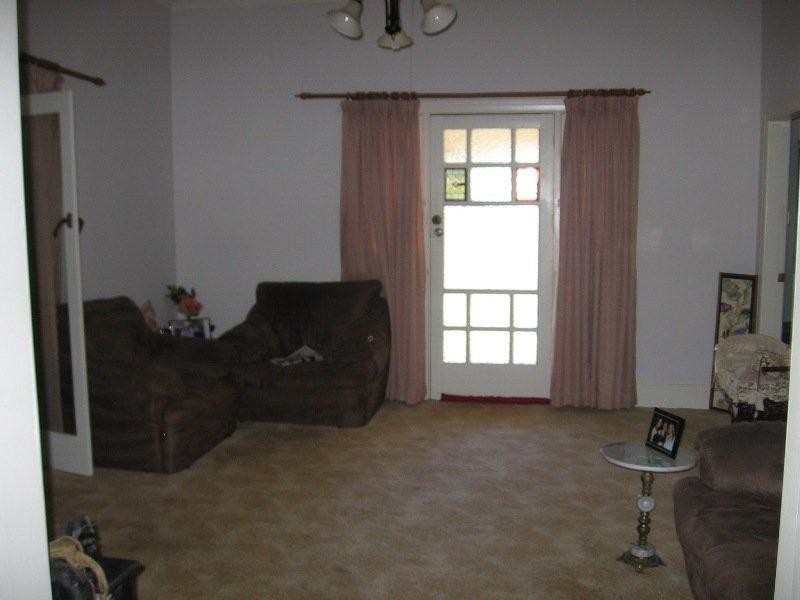 40 Victoria Street, Parkes NSW 2870