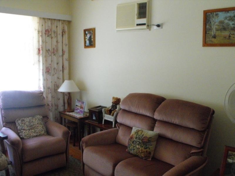 13 KELLY Road, Parkes NSW 2870