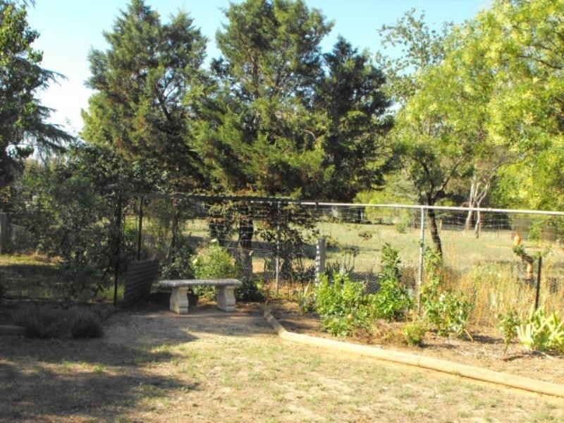 13 KELLY Road, Parkes NSW 2870