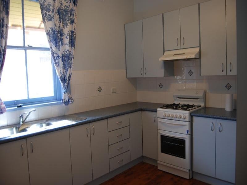 19 Rose Street, Parkes NSW 2870