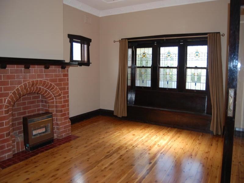 19 Rose Street, Parkes NSW 2870