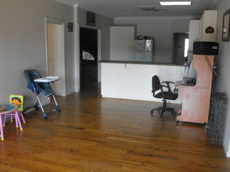 381 Clarinda Street, Parkes NSW 2870