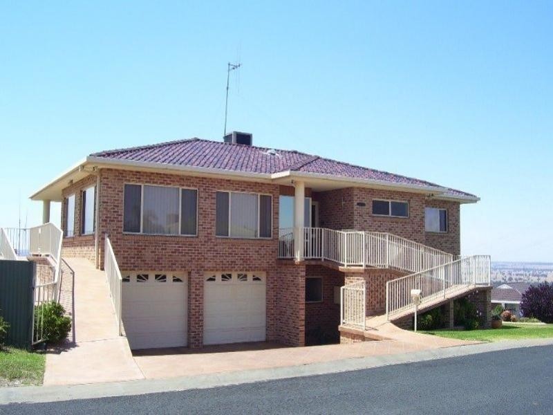 40B Barton Street, Parkes NSW 2870