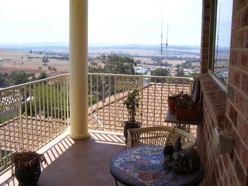 40B Barton Street, Parkes NSW 2870