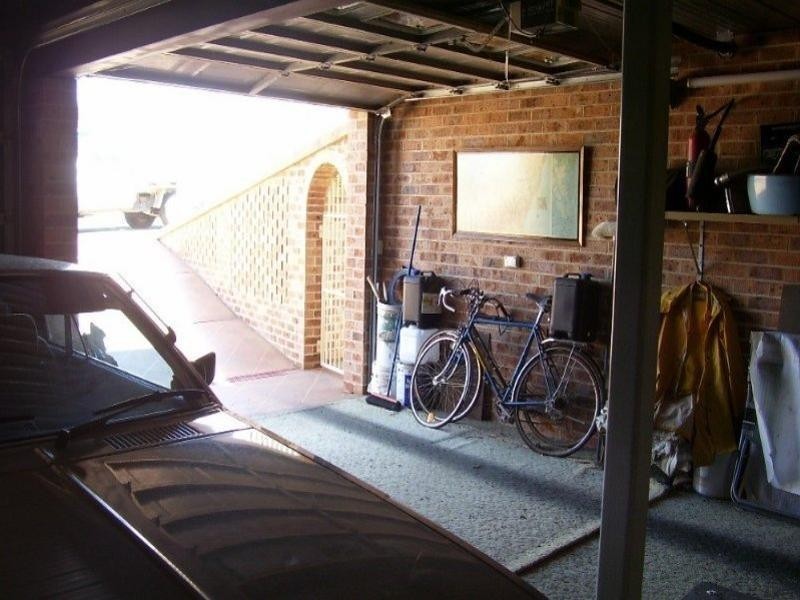 40B Barton Street, Parkes NSW 2870