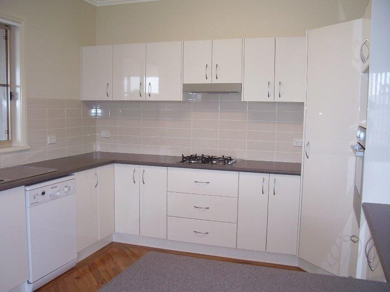 13 Koala Street, Parkes NSW 2870