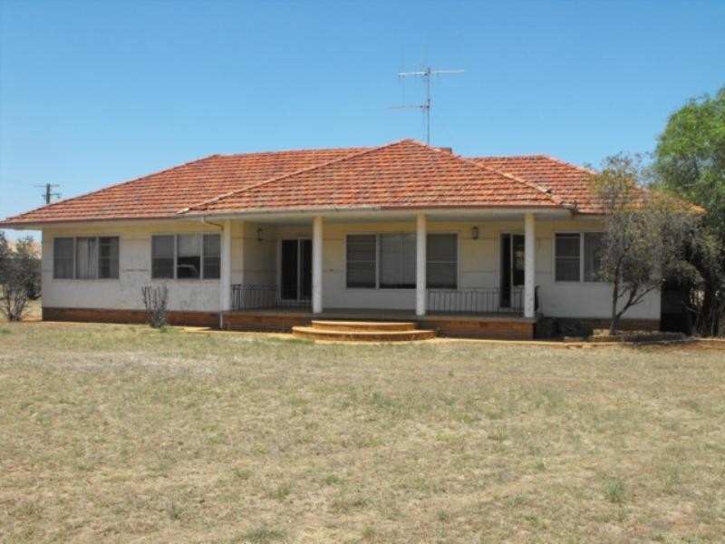 0 Military Road, Parkes NSW 2870