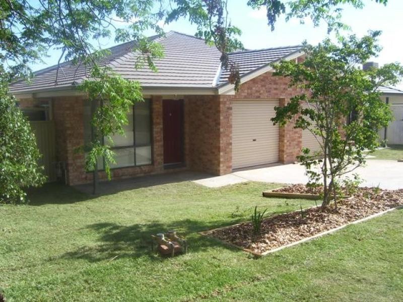 1/27 Wentworth Street, Parkes NSW 2870