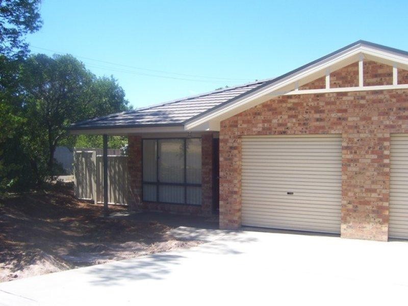 1/27 Wentworth Street, Parkes NSW 2870