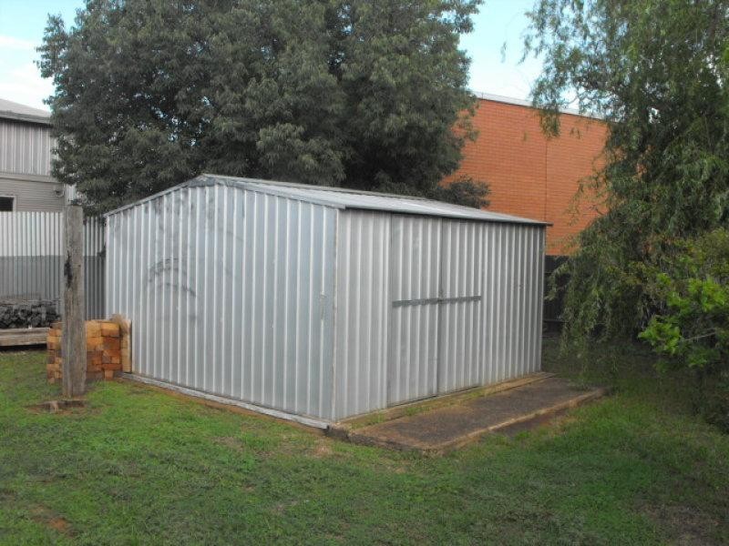 7 GRENFELL Street, Parkes NSW 2870