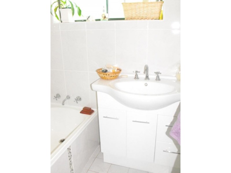 301 Lake Metcalfe Road, Parkes NSW 2870