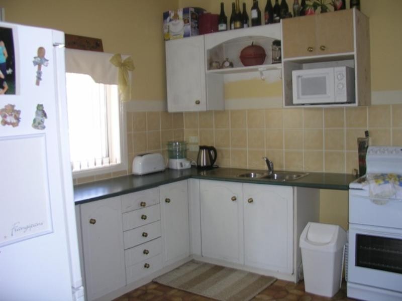 13 Medlyn Street, Parkes NSW 2870