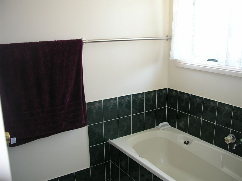 10 Ebelina Crescent, Parkes NSW 2870