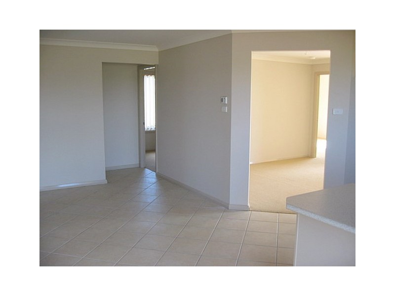 5 Vaucluse Place, Parkes NSW 2870