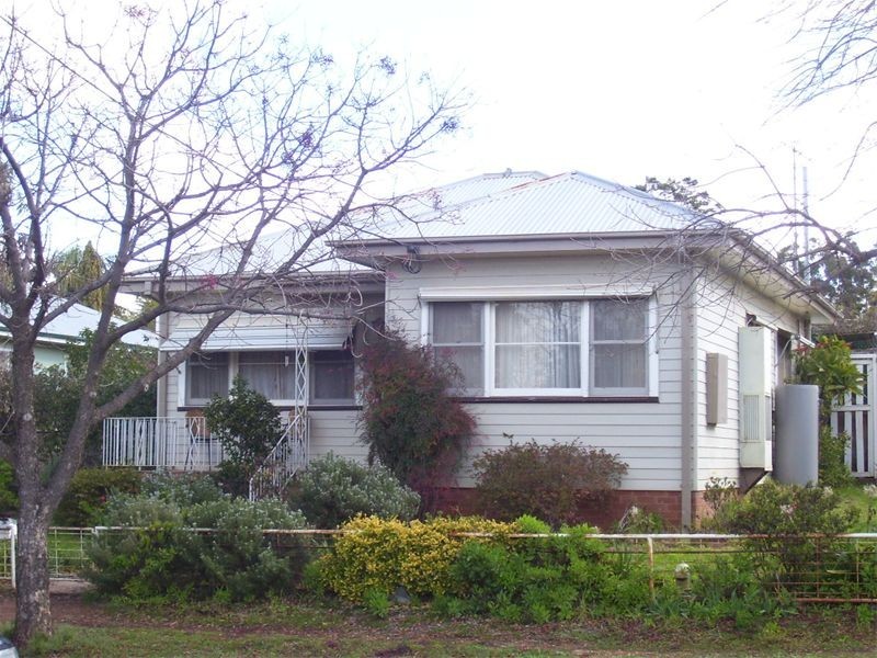 30 Coleman Road, Parkes NSW 2870