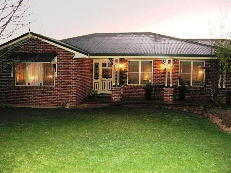 38 Albert Street, Parkes NSW 2870