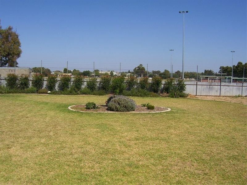 52 Forbes Road, Parkes NSW 2870