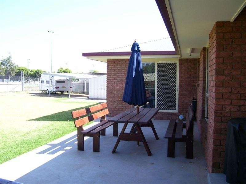 52 Forbes Road, Parkes NSW 2870