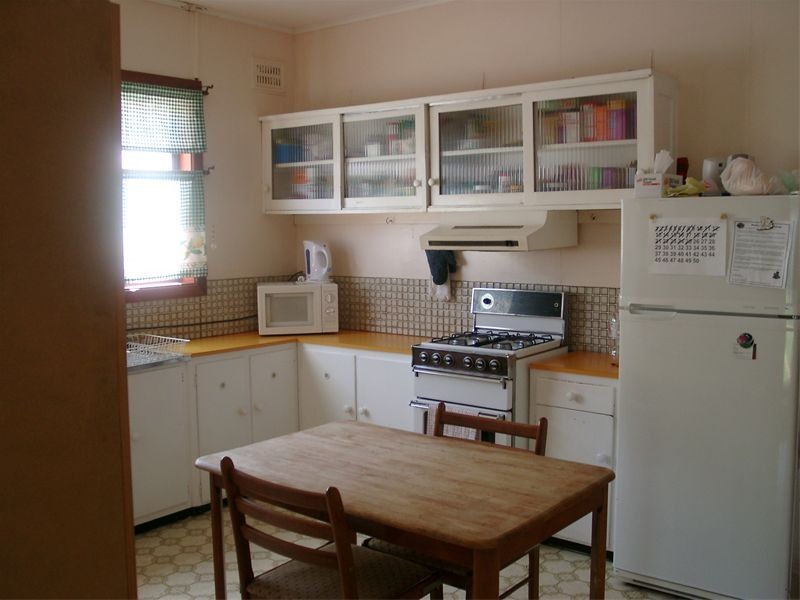 28 Thornbury Street, Parkes NSW 2870