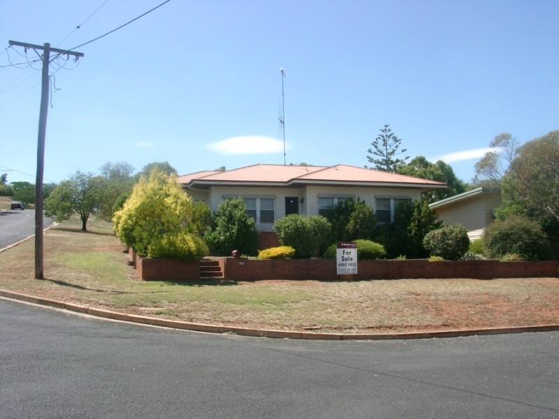 161 Currajong Street, Parkes NSW 2870