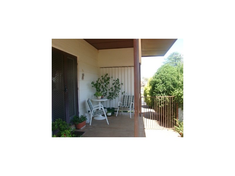 161 Currajong Street, Parkes NSW 2870