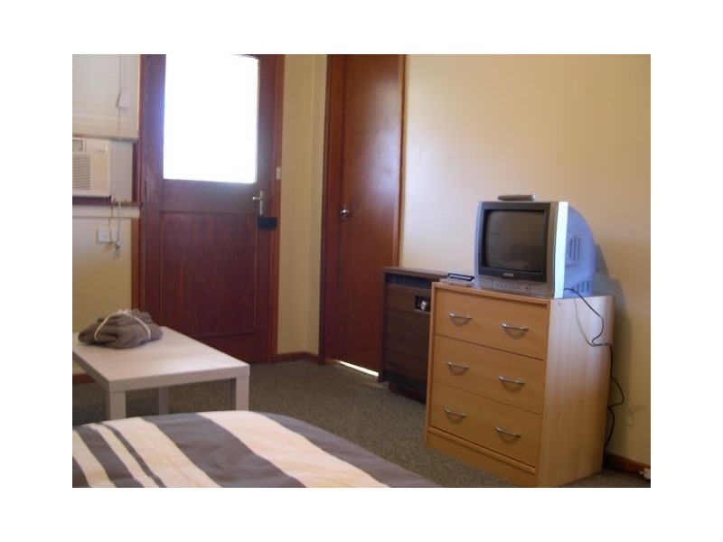 3/12 Gallop Avenue, Parkes NSW 2870