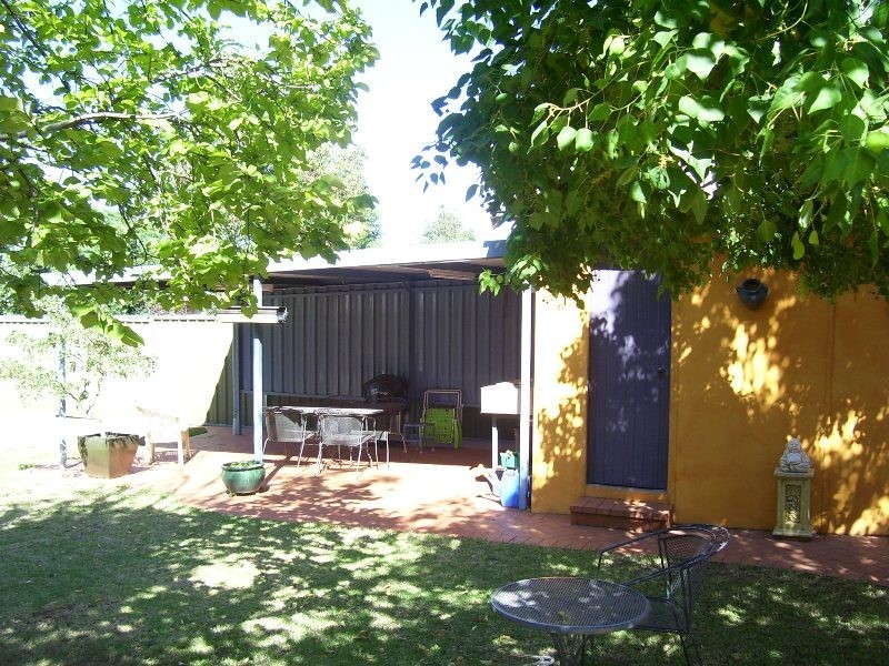 27 Mitchell Street, Parkes NSW 2870