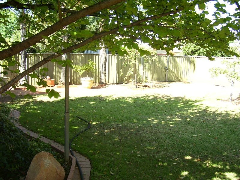 27 Mitchell Street, Parkes NSW 2870
