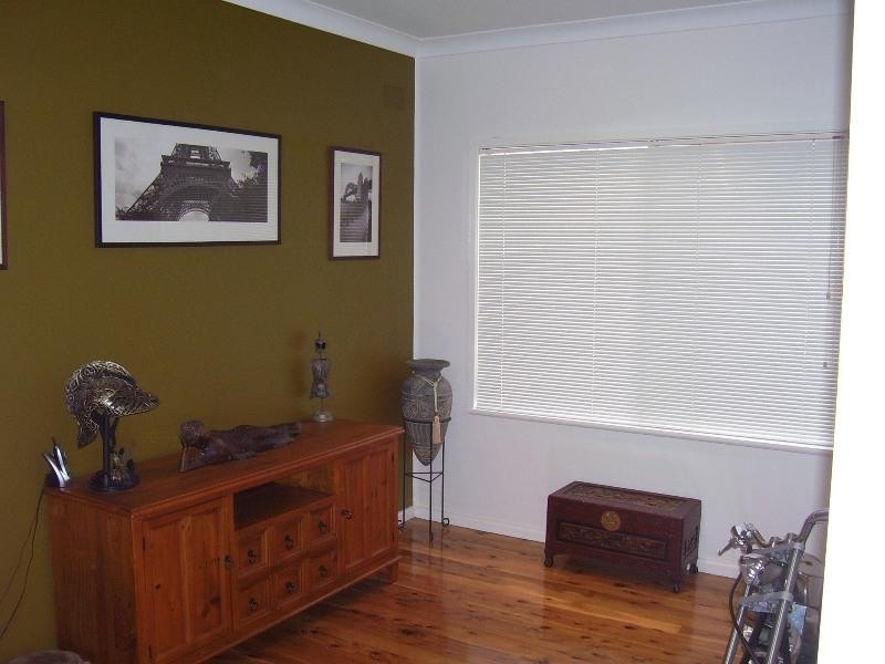 17 Orange Street, Parkes NSW 2870