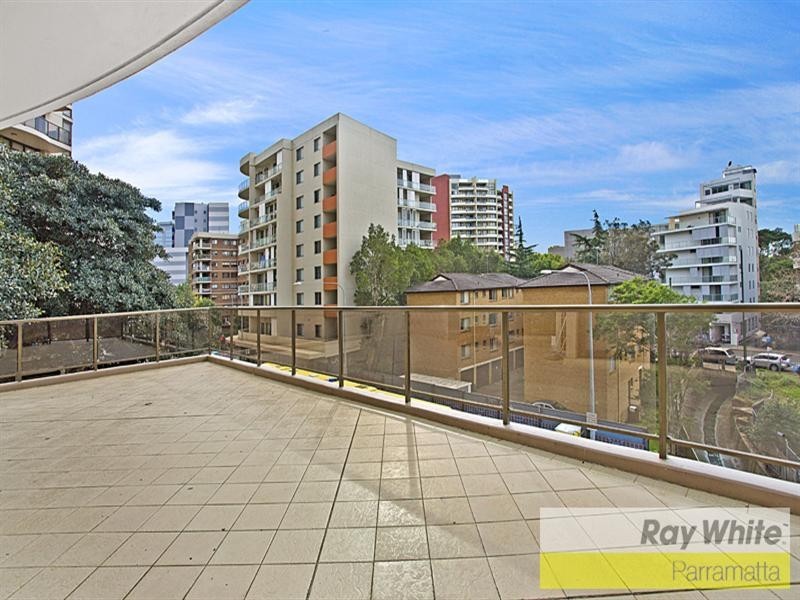 2/13-15 Hassall Street, Parramatta NSW 2150