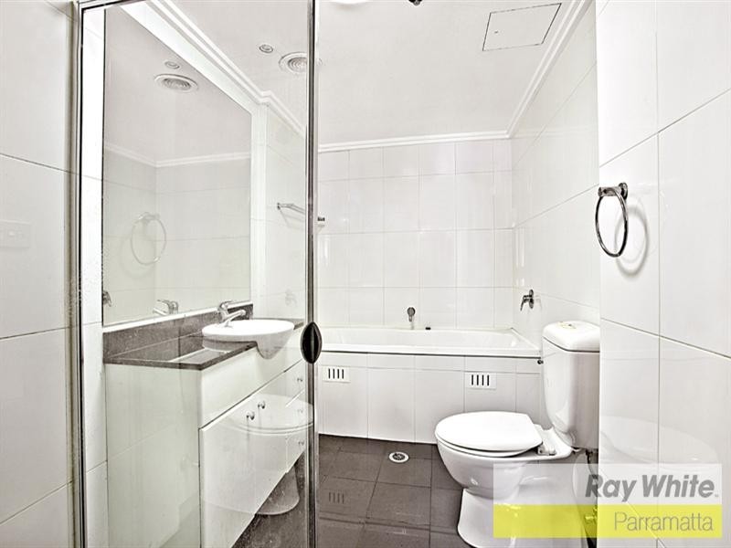 2/13-15 Hassall Street, Parramatta NSW 2150