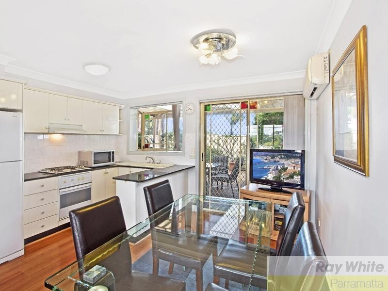 1/54 The Crescent, Toongabbie NSW 2146