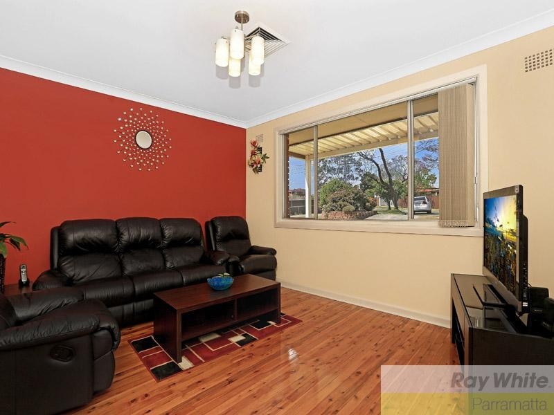 9 Mardi Street, Girraween NSW 2145