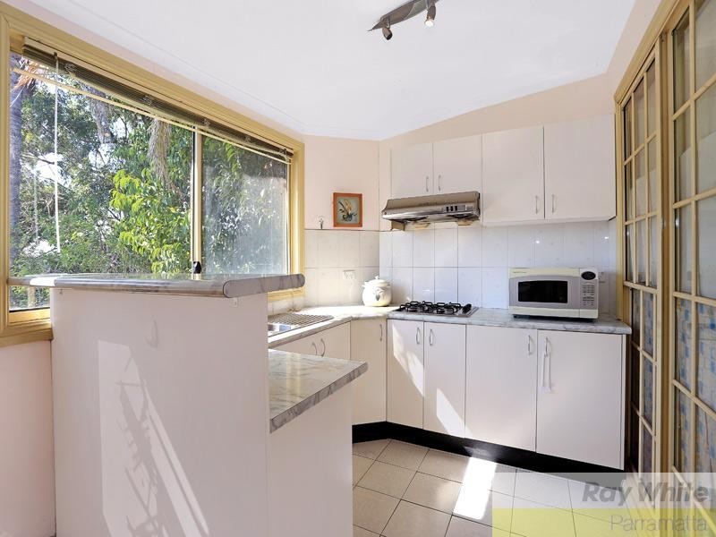 11 Peggy Street, Mays Hill NSW 2145