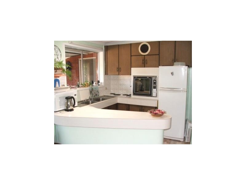 4 Grevillea Crescent, Greystanes NSW 2145