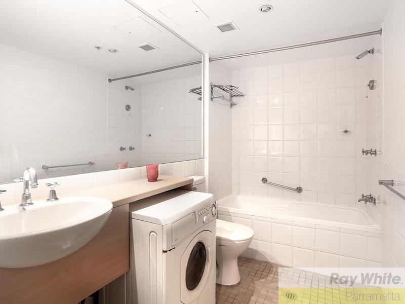 411/110-114 James Ruse Drive, Rosehill NSW 2142