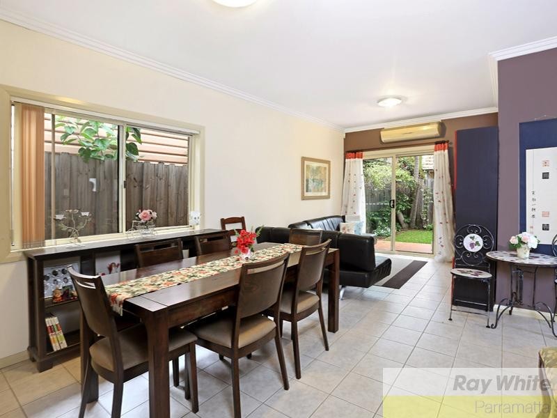 2/15 Veron Street, Wentworthville NSW 2145