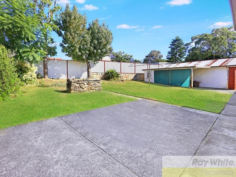 19 Boyne Avenue, Pendle Hill NSW 2145
