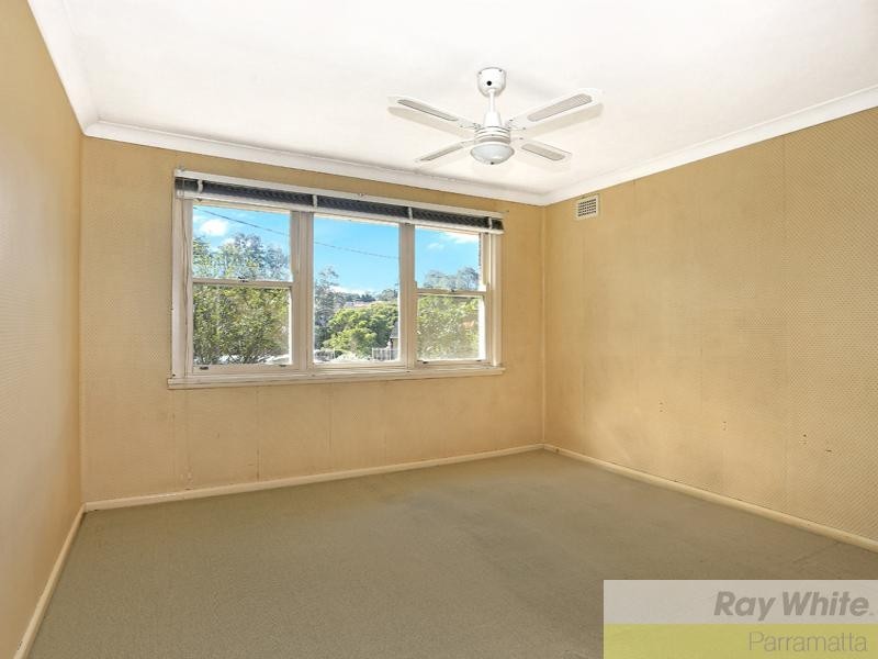 19 Boyne Avenue, Pendle Hill NSW 2145