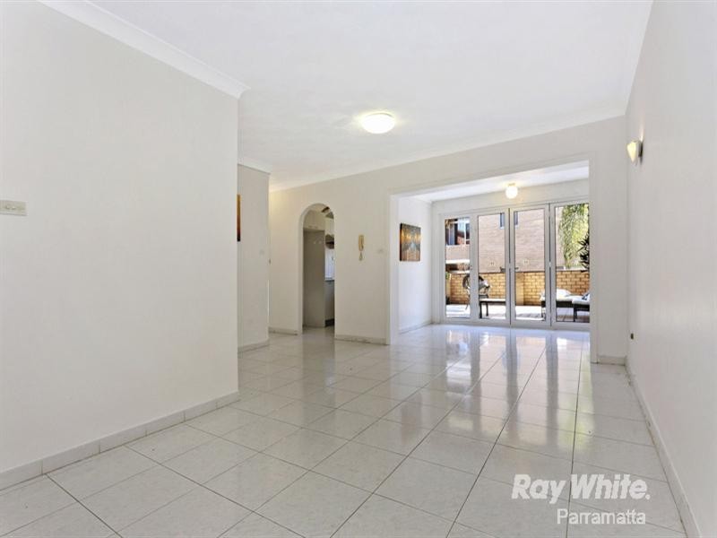 2/114 Harris Street, Harris Park NSW 2150