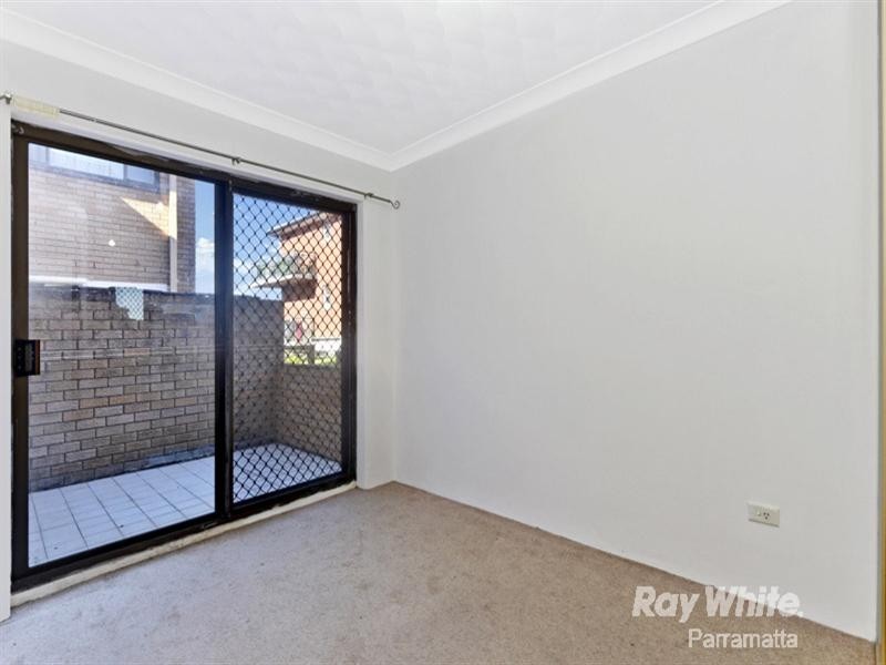 2/114 Harris Street, Harris Park NSW 2150