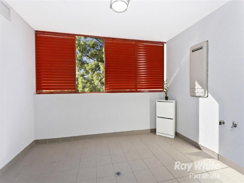 406/6-10 Charles Street, Parramatta NSW 2150