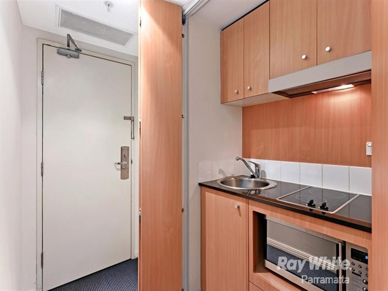 306/110-114 James Ruse Drive, Rosehill NSW 2142