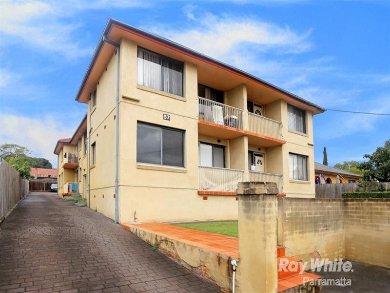 2/57 Harris Street, Harris Park NSW 2150