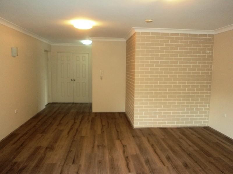 4/3-7 Crown Street, Granville NSW 2142