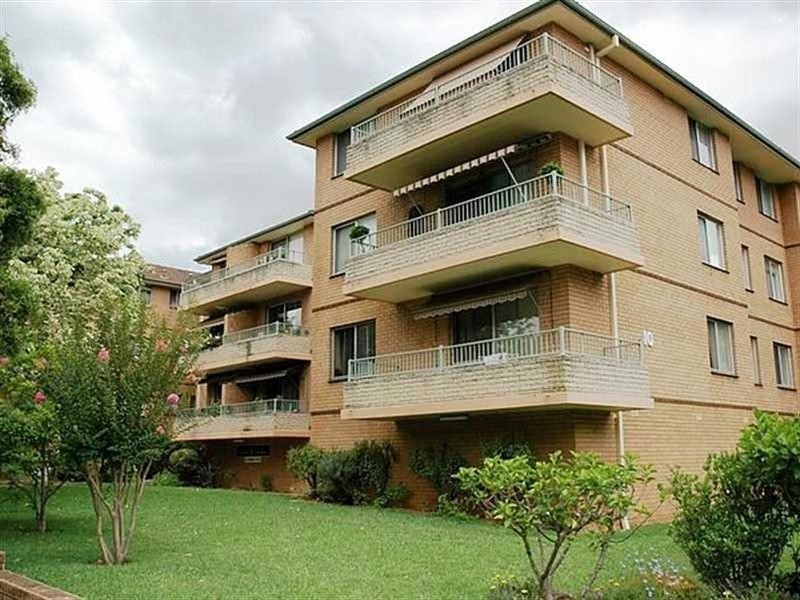 17/10 Elizabeth Street, Parramatta NSW 2150